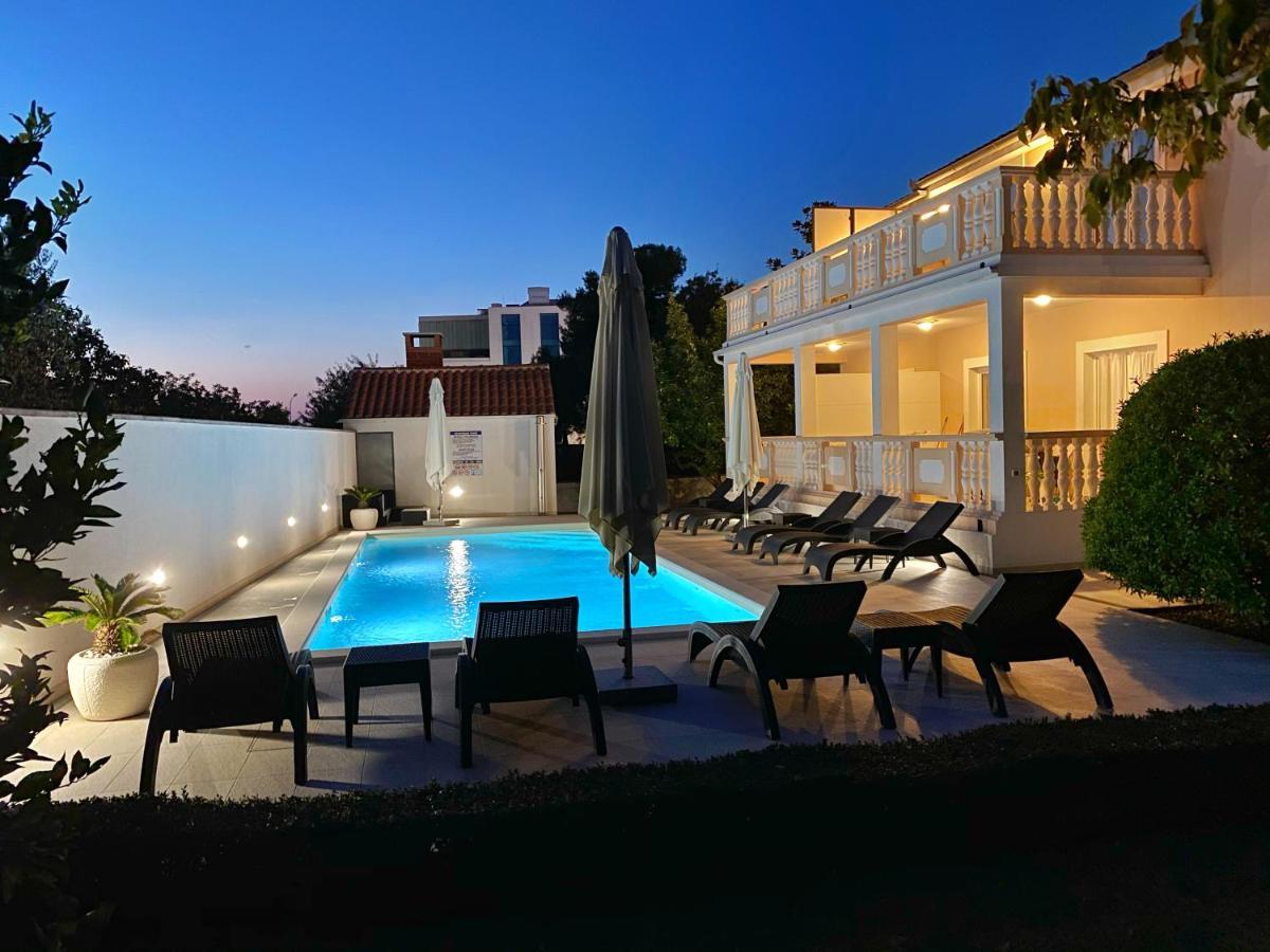 Apartments Saric Biograd Na Moru Ngoại thất bức ảnh