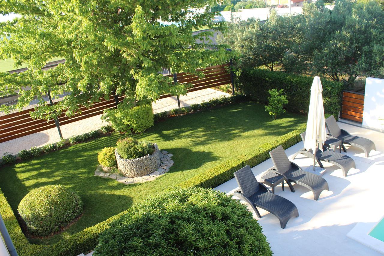Apartments Saric Biograd Na Moru Ngoại thất bức ảnh